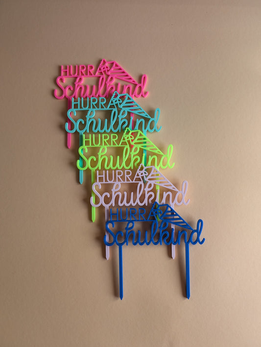 Cake Topper HURRA Schulkind bunt